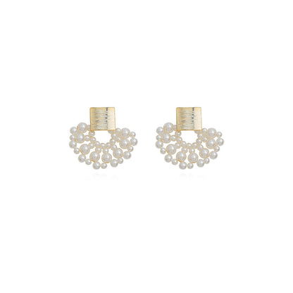 Handmade Pearl Woven Scalloped Stud Earrings