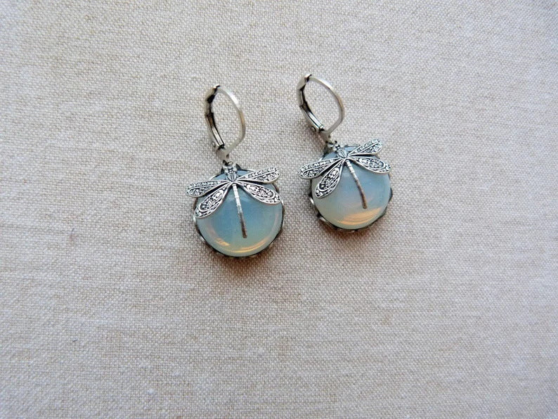 Hanging Vintage Dragonfly Pendant Earrings