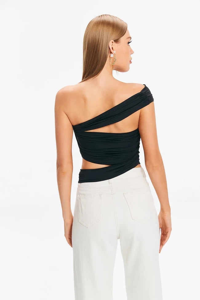 Pleat Perfection Oblique Vest