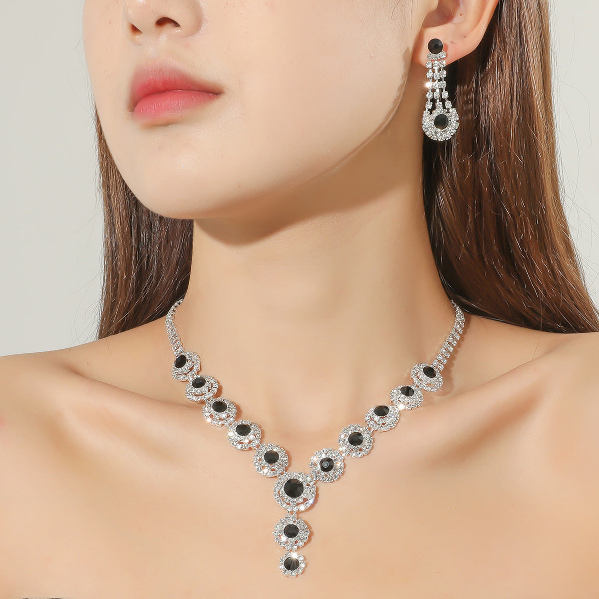 Rhinestone Necklace Ear Stud