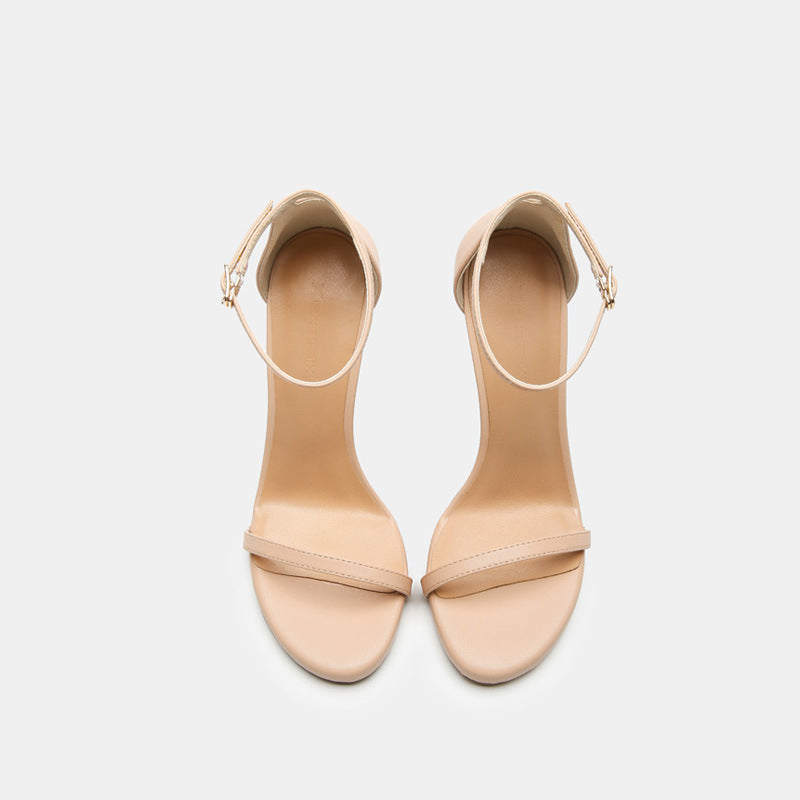 Chic Contour Nude Pumps