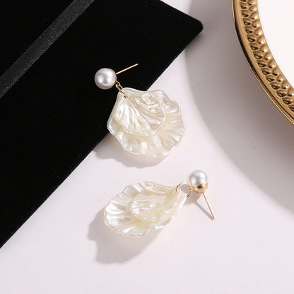 Pearl Shell Earrings